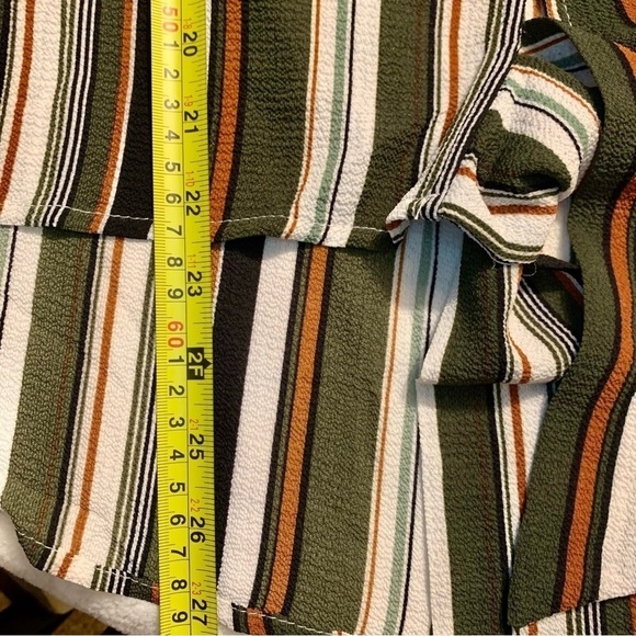 NWT Boutique Top Small Hyped Unicorn Betty Slimming Vertical Stripe Army Buttons - Picture 14 of 16